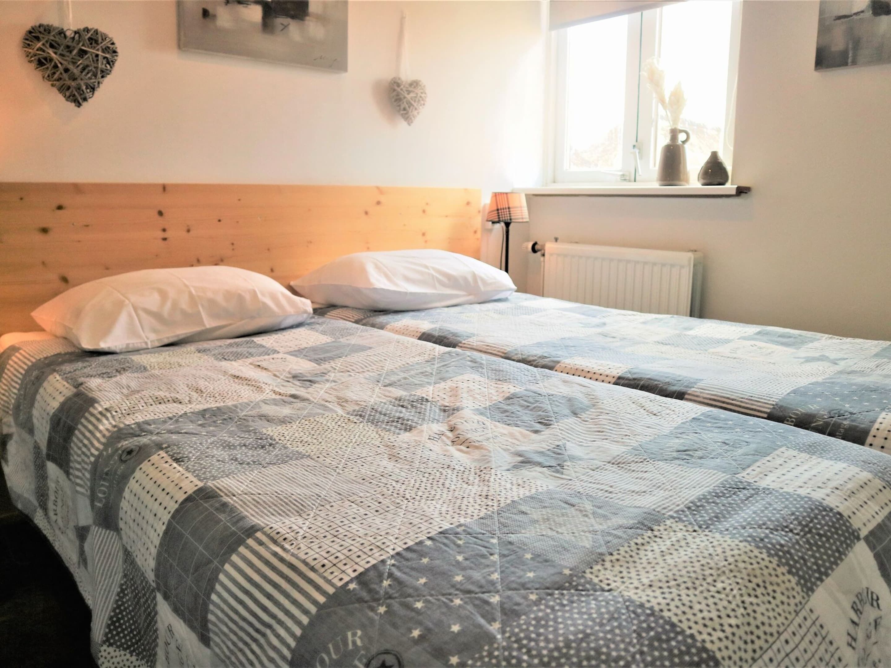 Apartment | 2 bedrooms, individually furnished, bed sheets