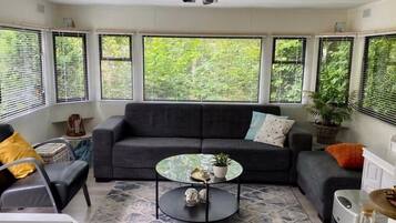 Chalet | Living area