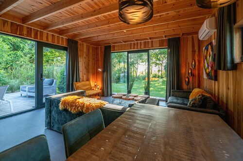 Luxury Wellness Lodge for a Couple