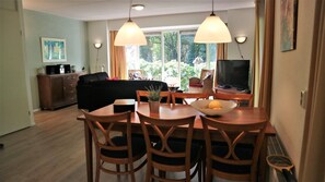 House | Tempat makan