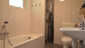 House | Bathroom
