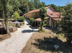 Exterior - La Chenaie ( 2C ) (Sorges et Ligueux en Périgord)