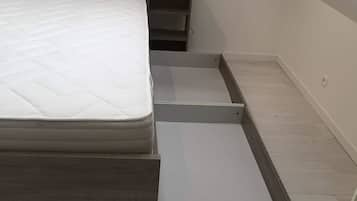 1 bedroom, soundproofing, iron/ironing board, WiFi
