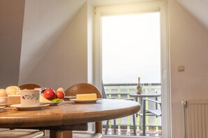 تناول الطعام