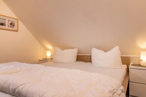 2 Schlafzimmer, Bügeleisen/Bügelbrett, Reisekinderbett, kostenloses WLAN