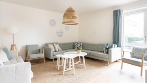 Apartment | Living room