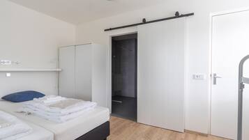 7 bedrooms, individually furnished