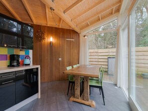 House | Dining - Forest House in Norg With Private Sauna (Norg)
