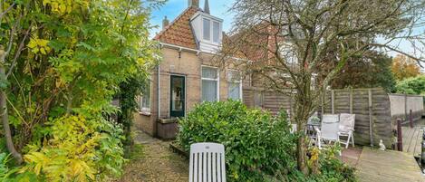 House | Garden