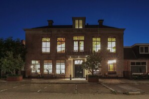 Exterior - Inn in Ternaard Near Heritage (Ternaard)