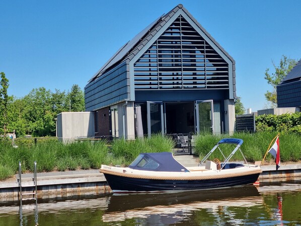House | Exterior - Modern Water Villa on the Frisian Water (Balk)