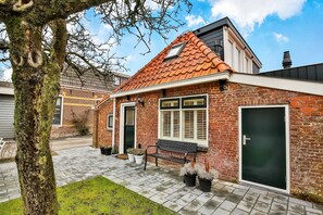 House | Exterior