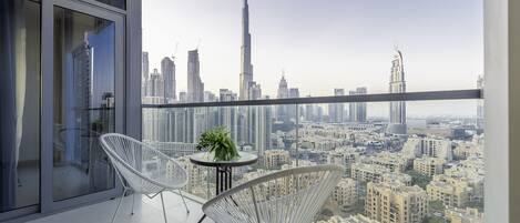 Deluxe Apartment | Balcony