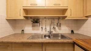 Apartment | Private kitchen | Fridge, microwave, oven, stovetop - The Marylebone Collection (London)
