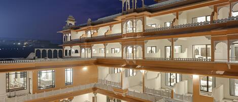 Façade de lâhĂ©bergement