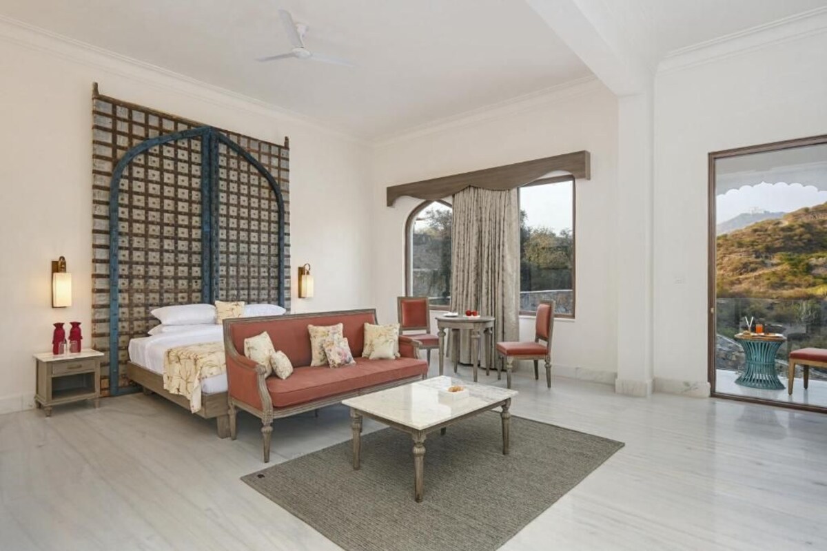 PLUNGE POOL SUITE