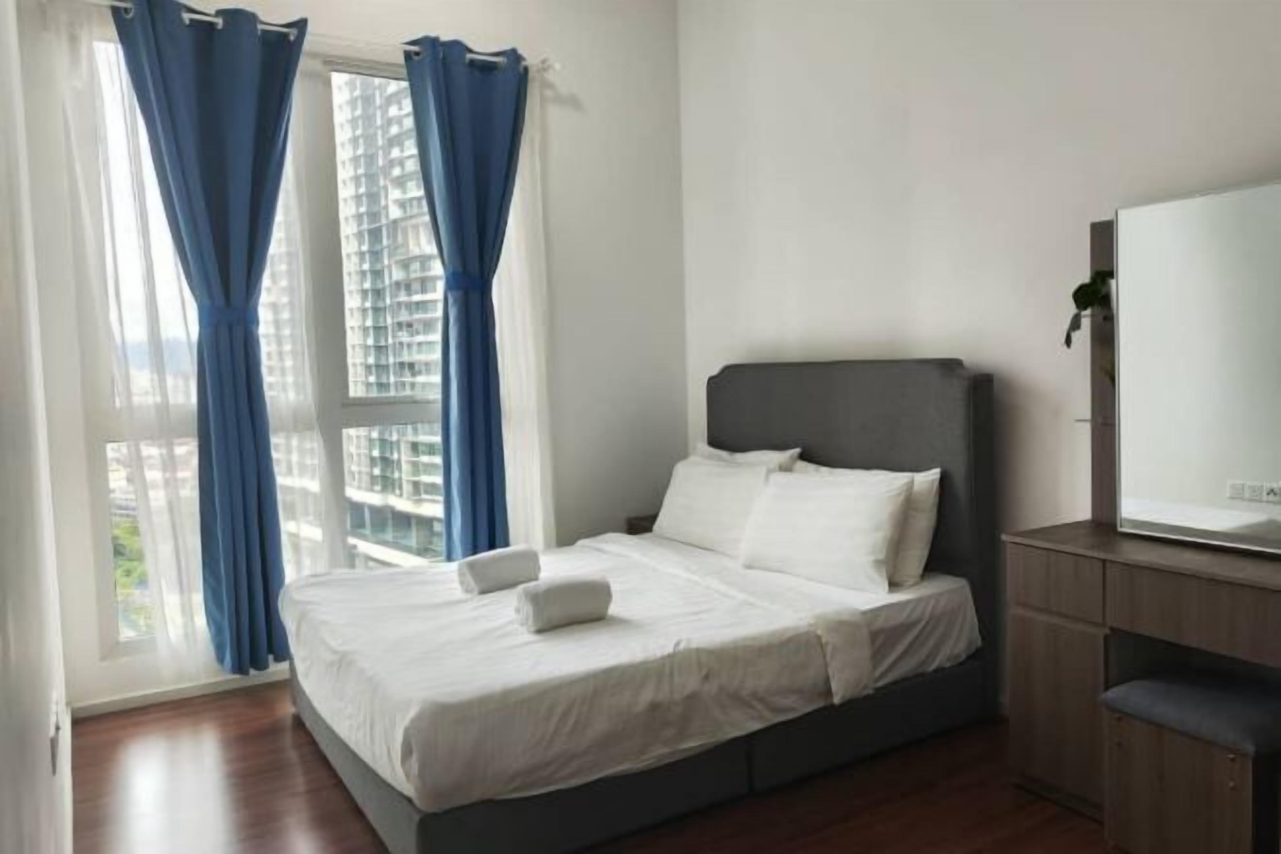 โต๊ะทำงาน, พื้นที่ทำงานแบบใช้แล็ปท็อป, เตารีด/โต๊ะรีดผ้า, Wi-Fi ฟรี