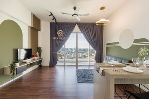 Standard Suite | City view - UNA Serviced Apartment, Sunway Velocity Kuala Lumpur (Kuala Lumpur)