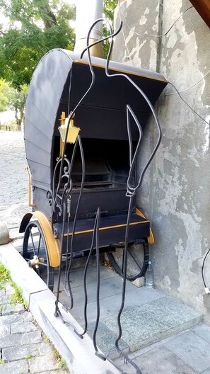 Property grounds - Tata host old tbilisi (თბილისი)