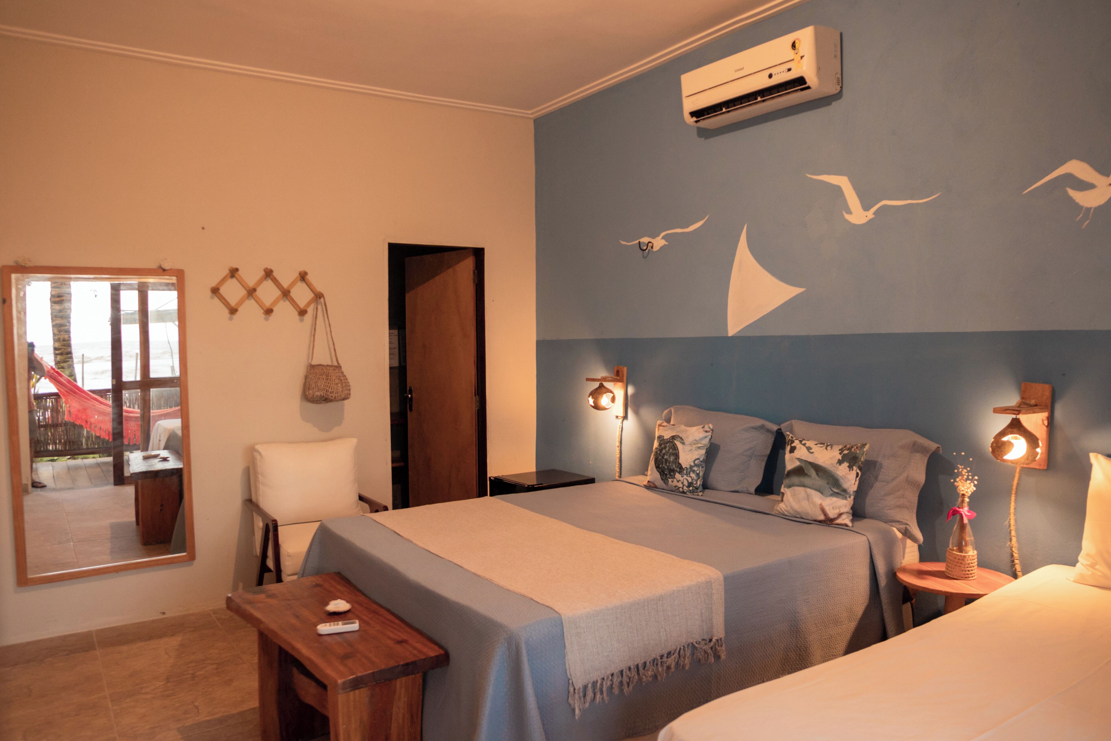 Standard Suite, Air conditioning | Minibar, free WiFi, individually decorated, bed sheets