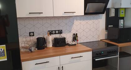 La maison des galeries rated 4 stars