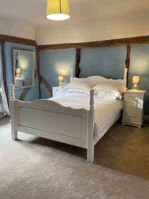 3 soverom, strykejern/-brett, reiseseng for barn og wi-fi