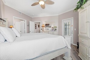 3 bedrooms, iron/ironing board, WiFi, bed sheets