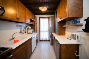 Basic-Apartment | Eigene Küche