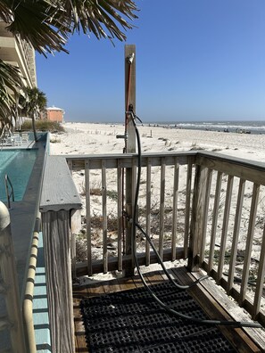 Property grounds - Breeze into Sea Breeze 215, 2nd Floor, Sea South Properties (Gulf Shores)