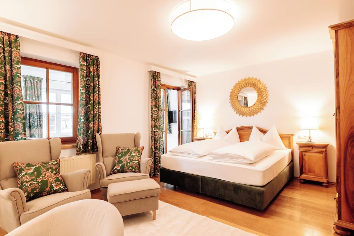 1 bedroom, premium bedding, in-room safe, individually decorated