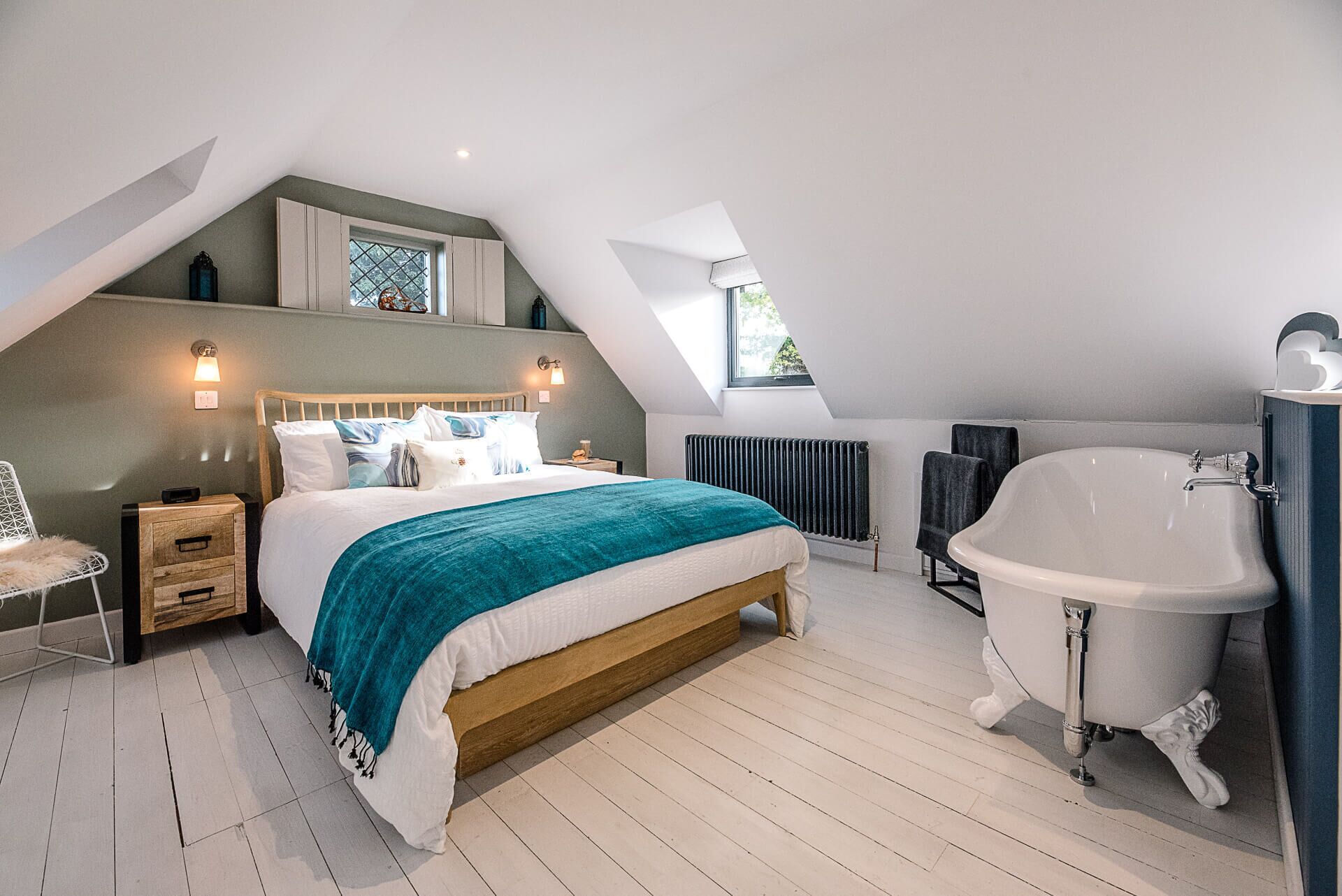 1 bedroom, laptop workspace, iron/ironing board, bed sheets