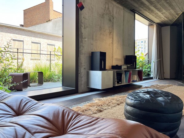 Estudio (R5) | Área de sala de estar | Impresora 