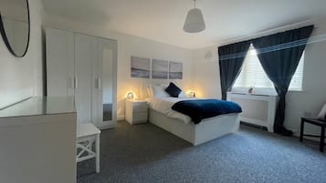 2 bedrooms