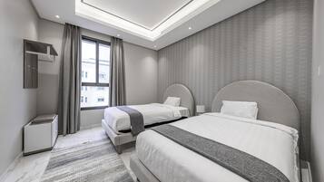 Signature Apartment, 2 Bedrooms | 2 bedrooms, individually decorated, individually furnished