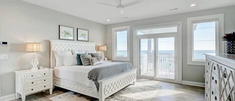 4 bedrooms, desk, iron/ironing board, free WiFi