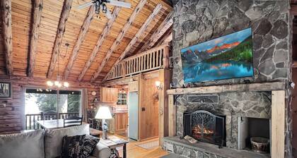 Spencer View (Waterfront on Moosehead Lake with Mountain Views)