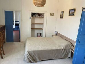 3 chambres, draps fournis