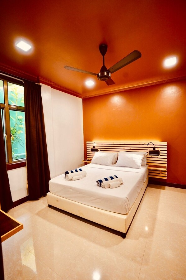 Standard Double Room, Garden View | Free WiFi, bed sheets