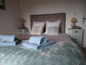 1 chambre, Wi-Fi gratuit, draps fournis