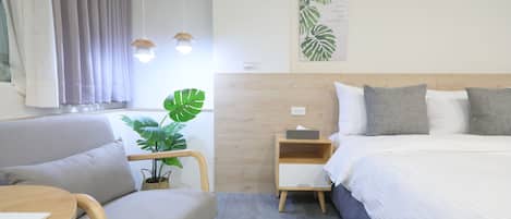 مساحة عمل للكمبيوتر المحمول وواي فاي مجانًا وملاءات أسرّة