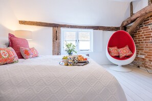 3 chambres, espace de travail pour ordinateurs portables