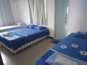 Standard Quadruple Room | Free WiFi - POUSADA DOS LEÕES (São Luís)