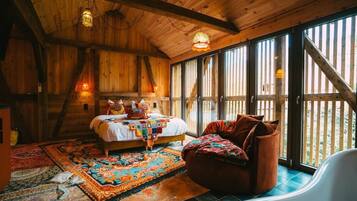 1 bedroom, iron/ironing board, travel crib, WiFi