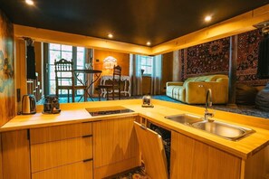 Interior - " La Kasbah " Private jacuzzi and garden ! (Guebwiller)