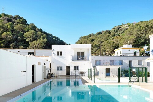 Apartment "Casa de 10 Dúplex" with Shared Pool & Wi-Fi