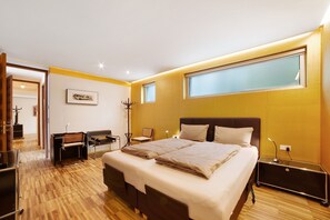 2 bedrooms, iron/ironing board, free WiFi, bed sheets - Apartment 'Villa Alvarium 2' with Mountain View, Private Terrace and Wi-Fi (Scena)