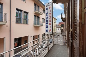 Exterior - Apartment 'Casa Giola Omegna' with Balcony and Wi-Fi (Omegna)
