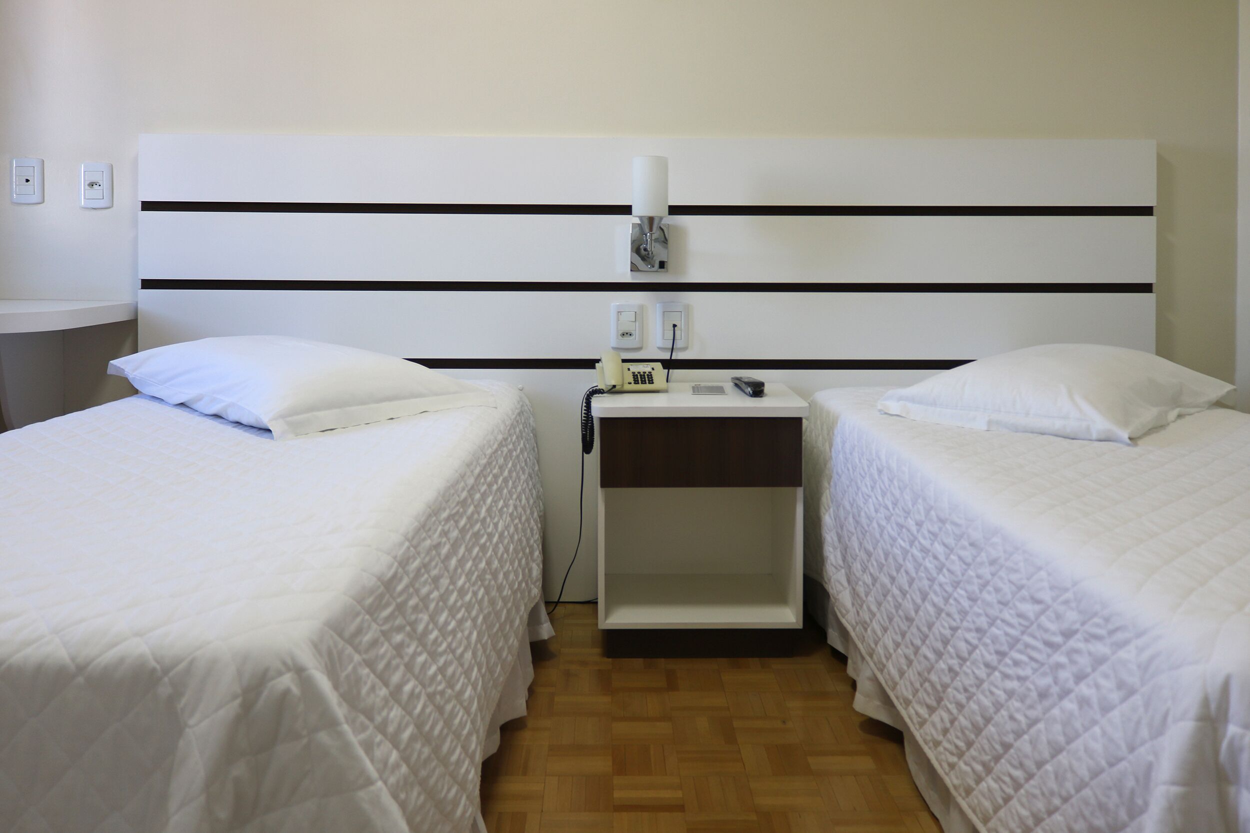 Wifi gratis y ropa de cama 