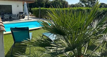 Porto Vecchio: Beautiful villa with private pool near sandy beach
