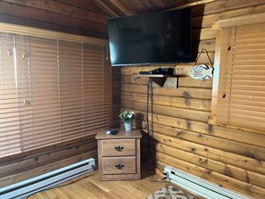 Interior - Beautiful 2 Bedroom Cabin on Taylor River with Private Hot Tub (Almont)